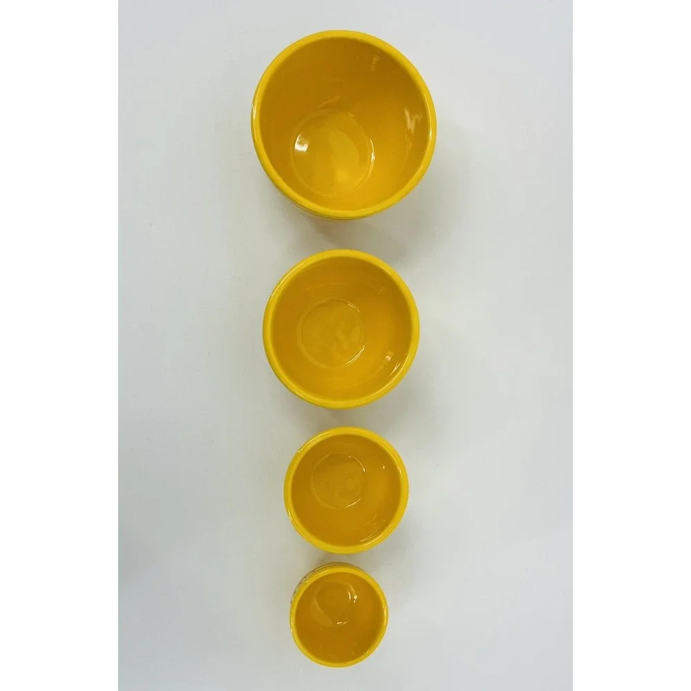 Chantal Measuring Cups Nesting Bowls Chantal Live Strong Yellow Set 4 2006